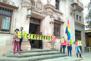 COMUNIDAD GAY CIERRA EL PALACIO DE GUANAJUATO